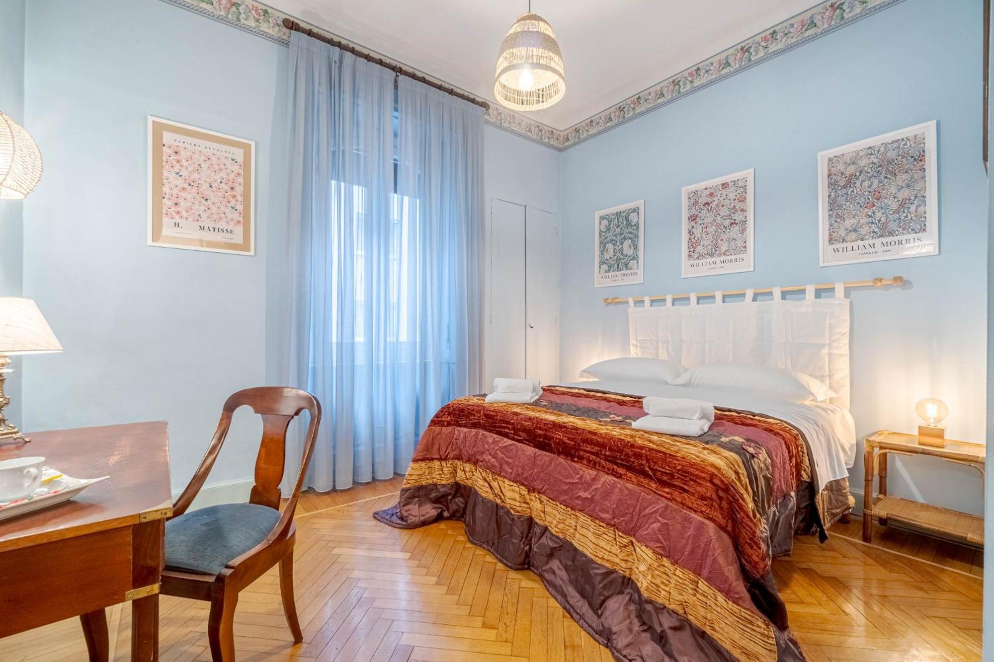 Torino Old Fashion Apartment With Balcony Exteriör bild