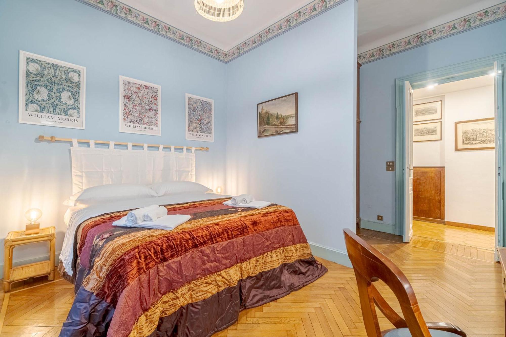 Torino Old Fashion Apartment With Balcony Exteriör bild